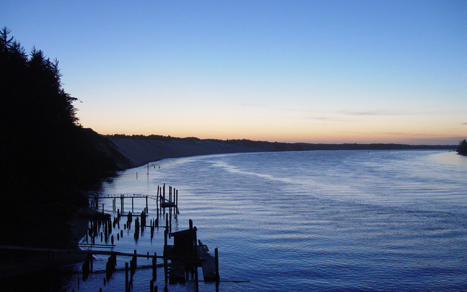 乐鱼体育官网投注-德甲节奏飞快：每秒都精彩无限！，德甲intro